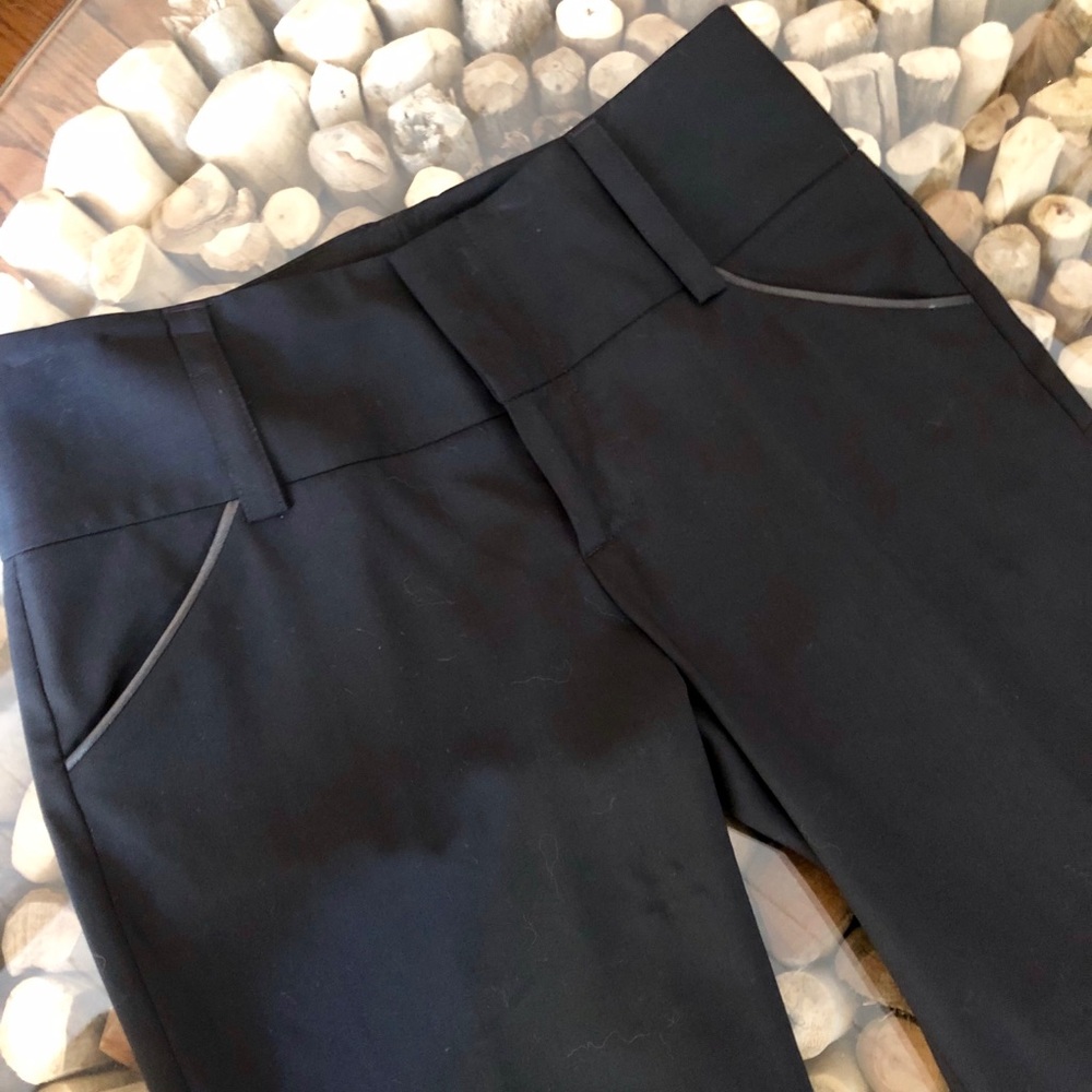 Alice and Olivia Low Rise Leather Trim Trousers - Picture 4 of 6